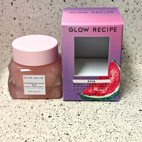 Glow Recipe Watermelon Glow AHA Night Treatment mini - Picture 1 of 4